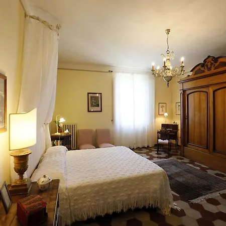 La Strega Villa
